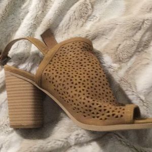 Women's light brown heels